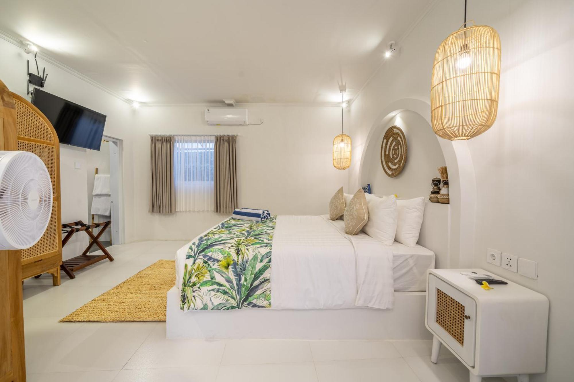 The Hepburn Stylish Single With Shared Pool 900m From Wisma tamu Seminyak (Bali)
