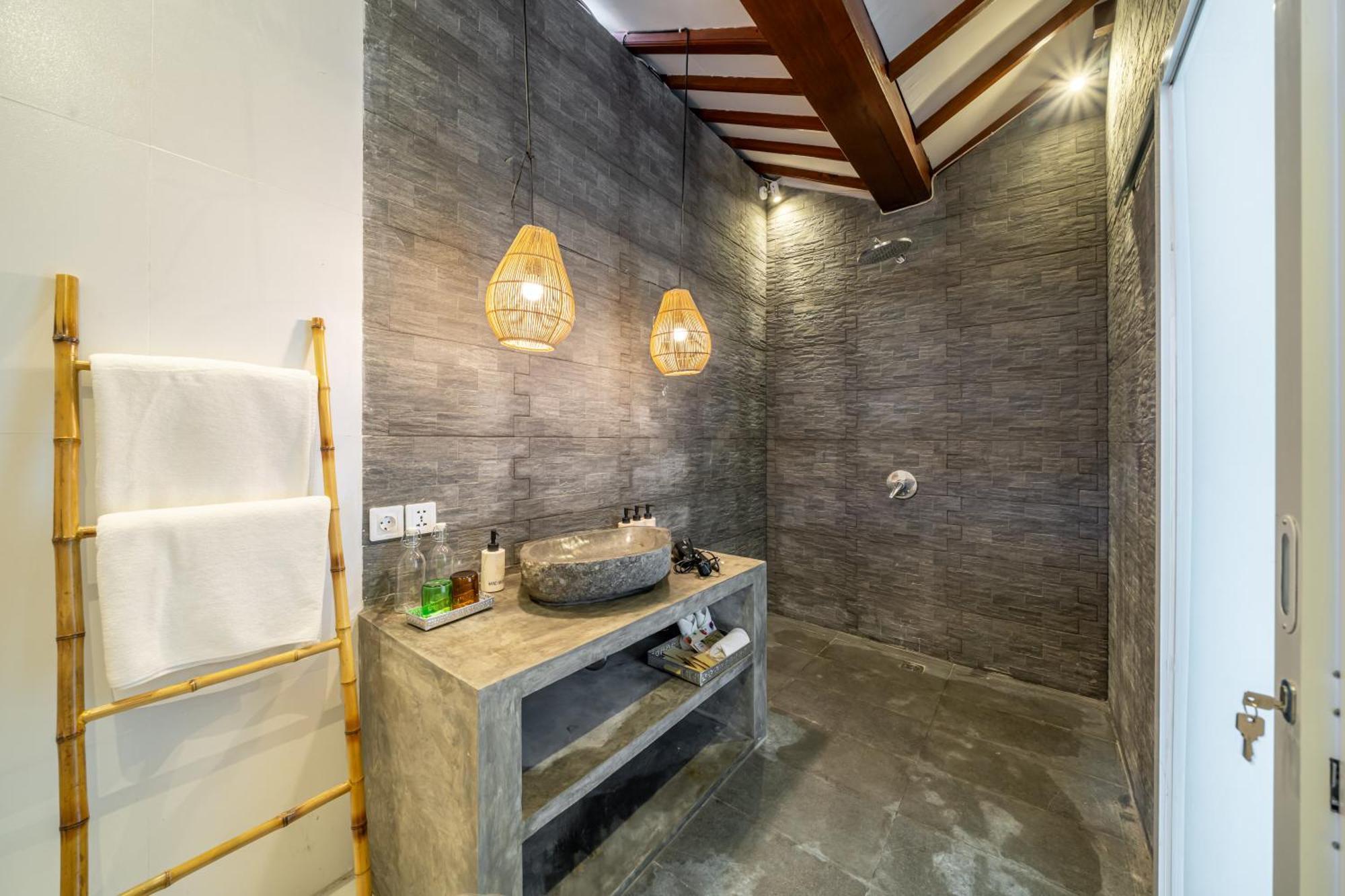 Wisma tamu The Hepburn Stylish Single With Shared Pool 900m From