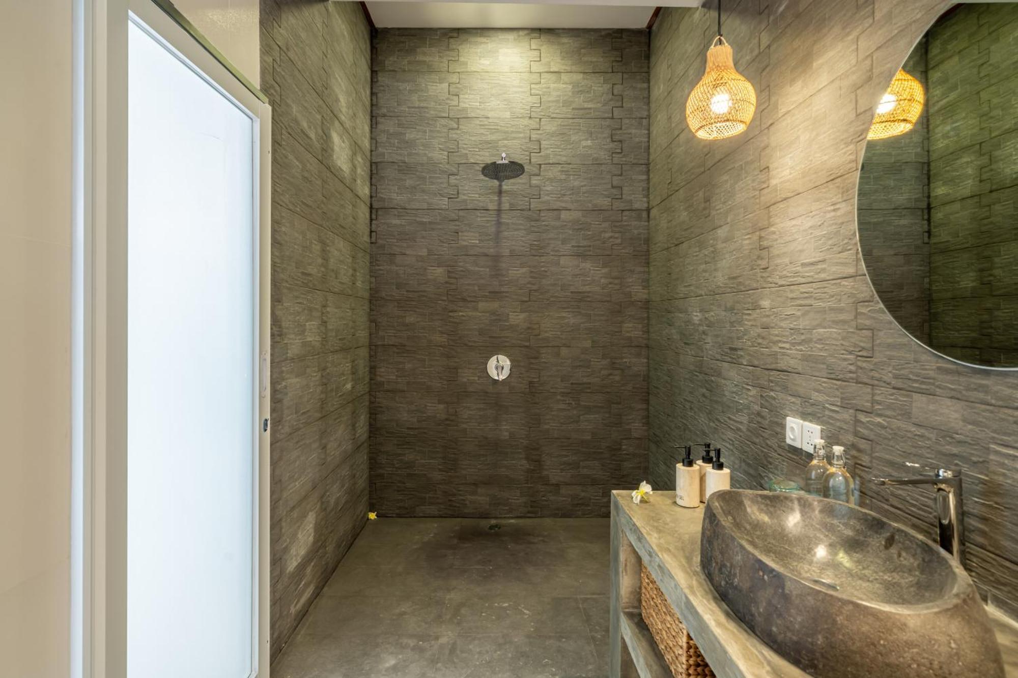The Hepburn Stylish Single With Shared Pool 900m From